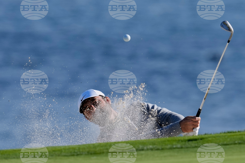 APTOPIX Pebble Beach Golf