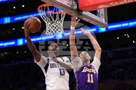 Mavericks Lakers Basketball