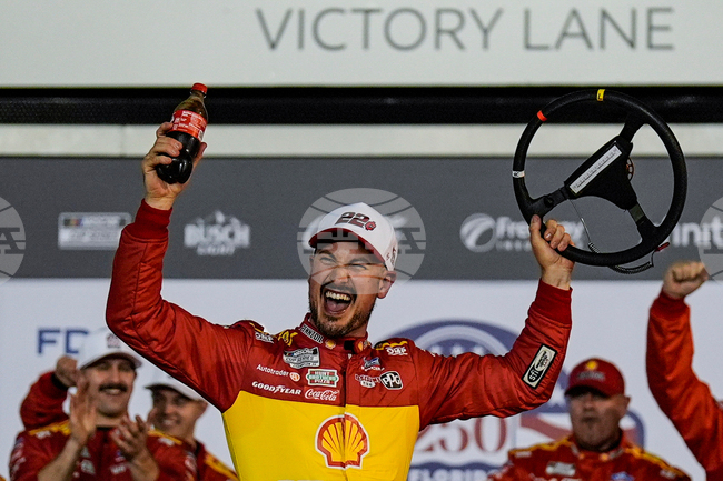 APTOPIX NASCAR Daytona 500 Auto Racing