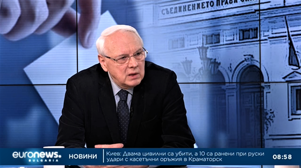 Велизар Енчев: Позицията ни към войната трябва да е неутрална като на Унгария и Турция