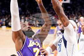 Mavericks Lakers Basketball