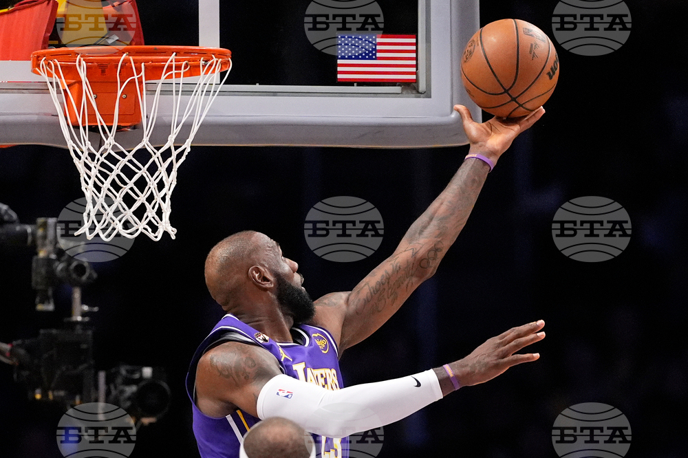 Mavericks Lakers Basketball