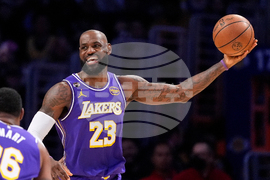 Mavericks Lakers Basketball