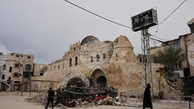 Николай Младенов каза, че нарушенията на примирието застрашават преходното управление на Газа