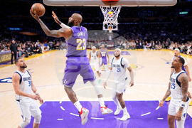 Mavericks Lakers Basketball