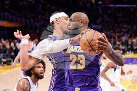 Mavericks Lakers Basketball