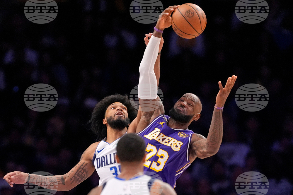 Mavericks Lakers Basketball