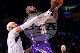 Mavericks Lakers Basketball