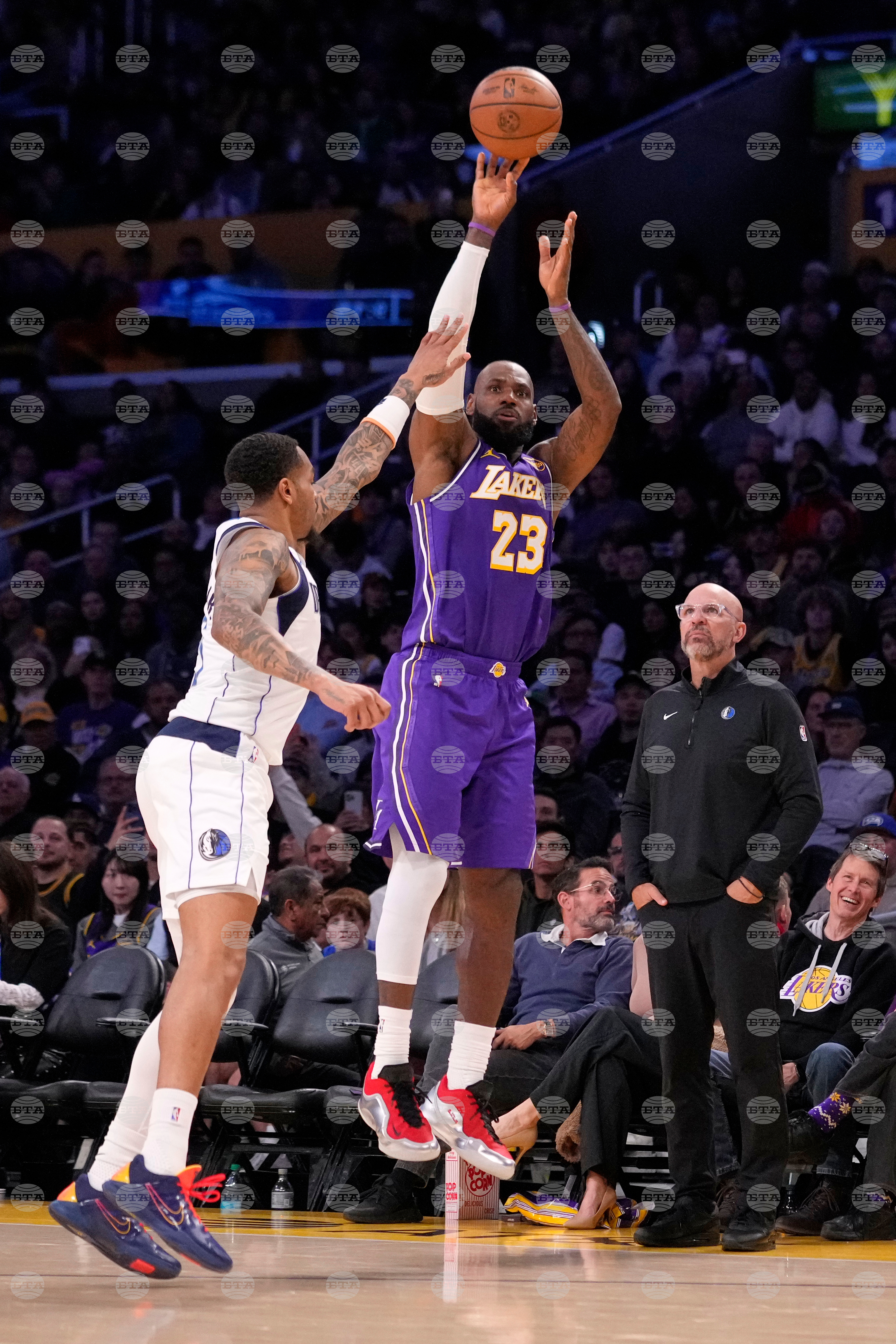 Mavericks Lakers Basketball