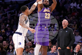 Mavericks Lakers Basketball