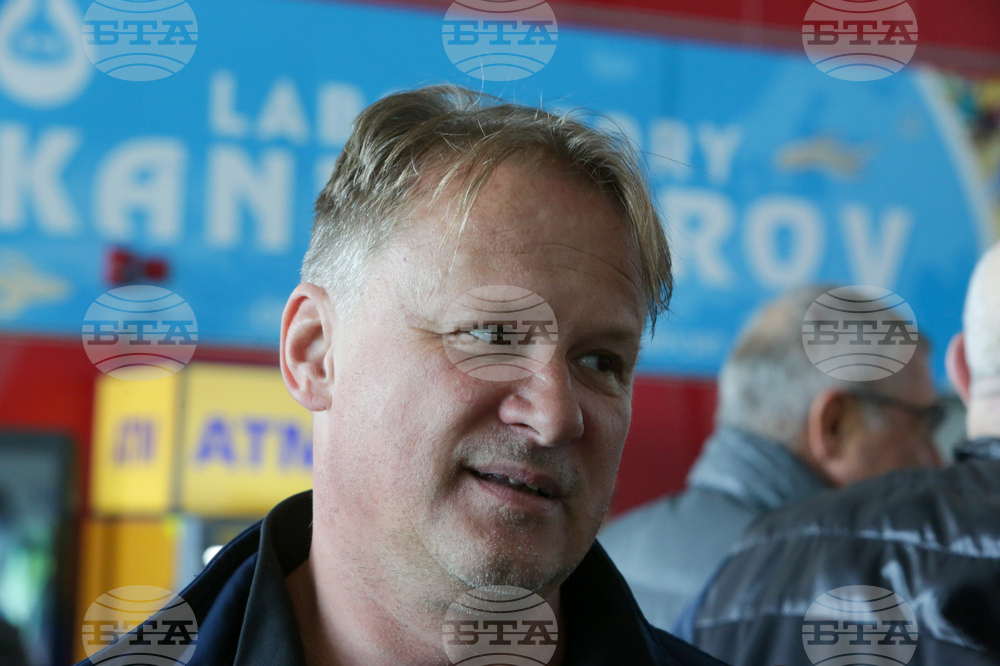 Летище София - 31 Национална Антарктическа Експедиция - участници - посрещане