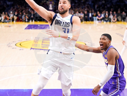 Mavericks Lakers Basketball