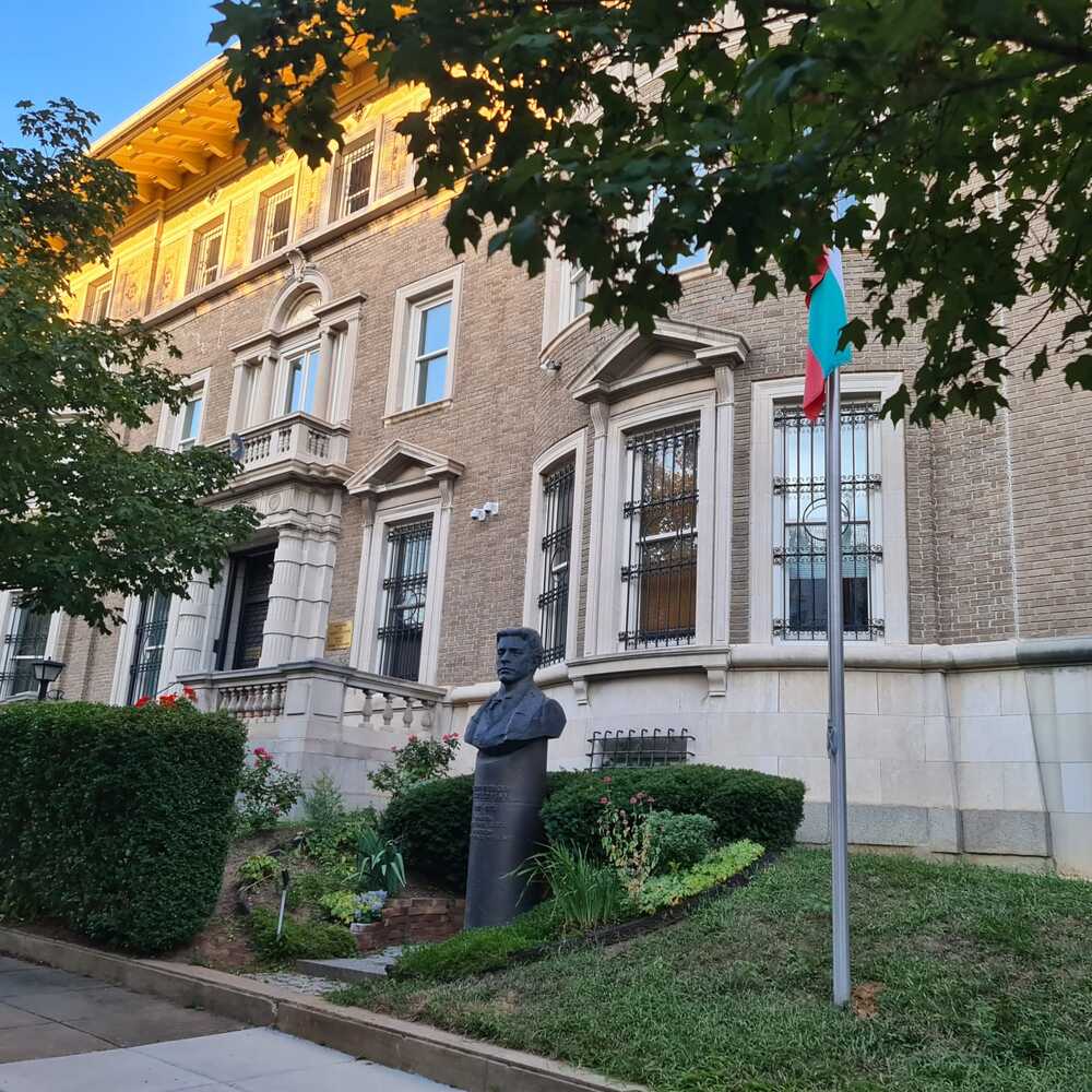 Българската общност във Вашингтон ще отдаде почит към Васил Левски при паметника му пред Посолството на България в САЩ