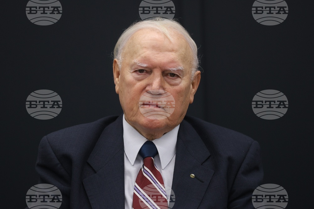 Публична дискусия - тема „Справедлива България“