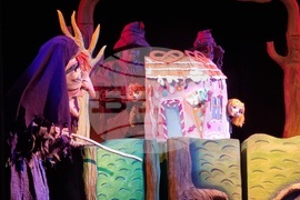 Кърджали - куклен театър - "Хензел и Гретел"