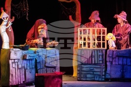 Кърджали - куклен театър - "Хензел и Гретел"