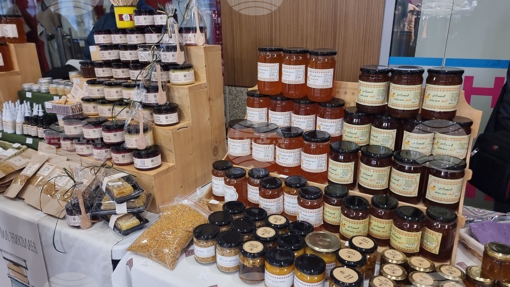 23rd International Beekeeping Exhibition Opens in Pleven