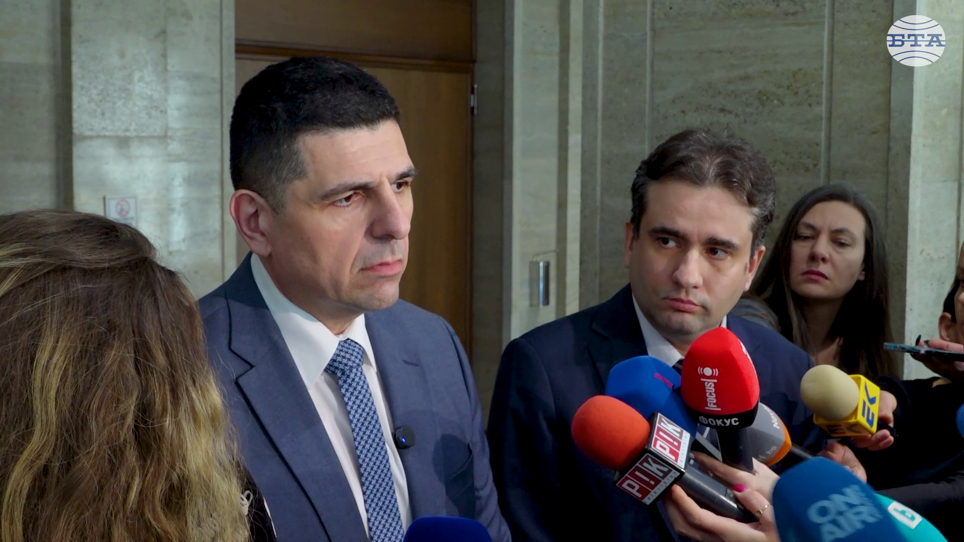 Шокиращо е, че Калин Стоянов не е знаел за сигнала, докато е бил шеф на ГДБОП, заявиха от „Да, България“ относно случая „Петрохан“ 