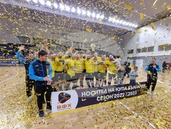  Шумен -хандбал- мъже - носител на Купата на България  