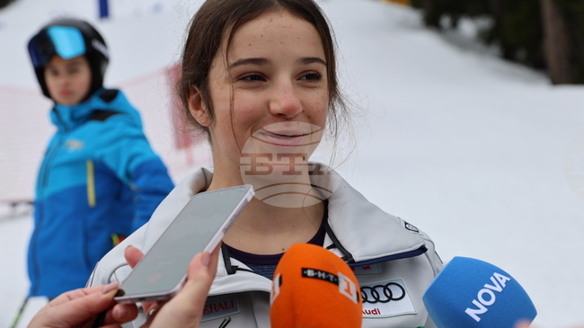 Bulgarian Snowboarder Malena Zamfirova Injured During Preparation for World Cup