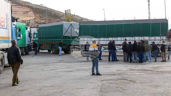 ННА: Ливан и Сирия се споразумяха за временен механизъм за регулиране на движението на камиони