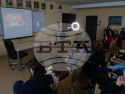 Инициатива „Денят на червените флагове“