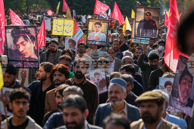 Pakistan Shiite Mosque Bombing