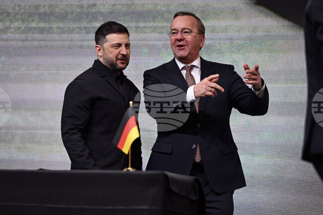 Зеленски посети украинско-германско предприятие за производство на дронове в Южна Германия