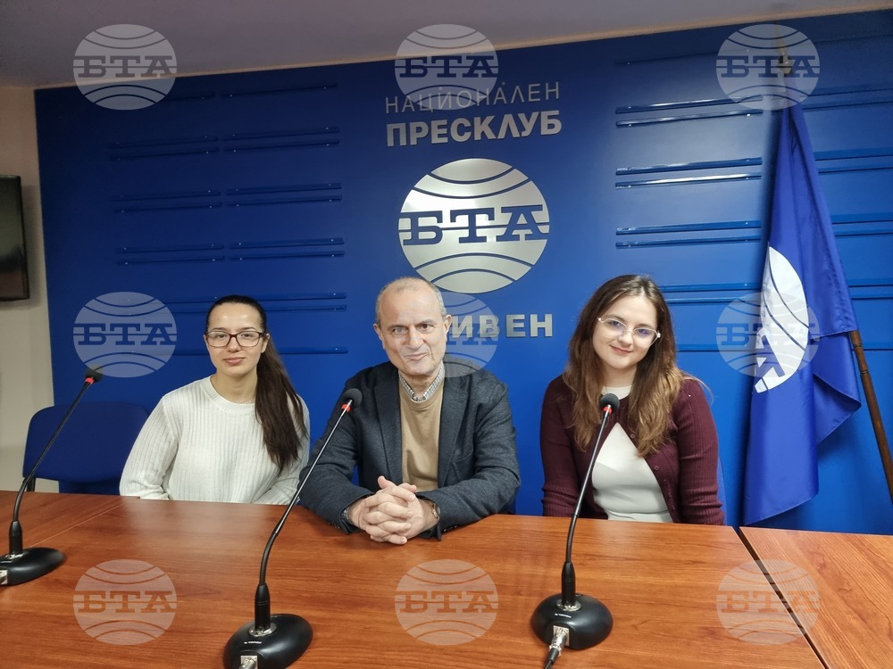 Ученици от Природо-математическата гимназия „Добри Чинтулов“ посетиха пресклуба на БТА в Сливен и се запознаха с историята и работата ѝ