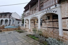 Бургас - безплатни прегледи - храм „Св. Николай Мирликийски Чудотворец“