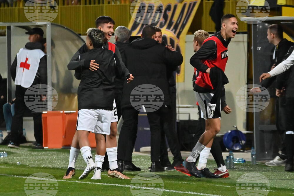 Пловдив - футбол - Ботев - Локомотив