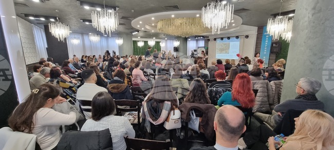 Около 250 зъболекари и студенти участват в национален форум по дентална медицина в Шумен