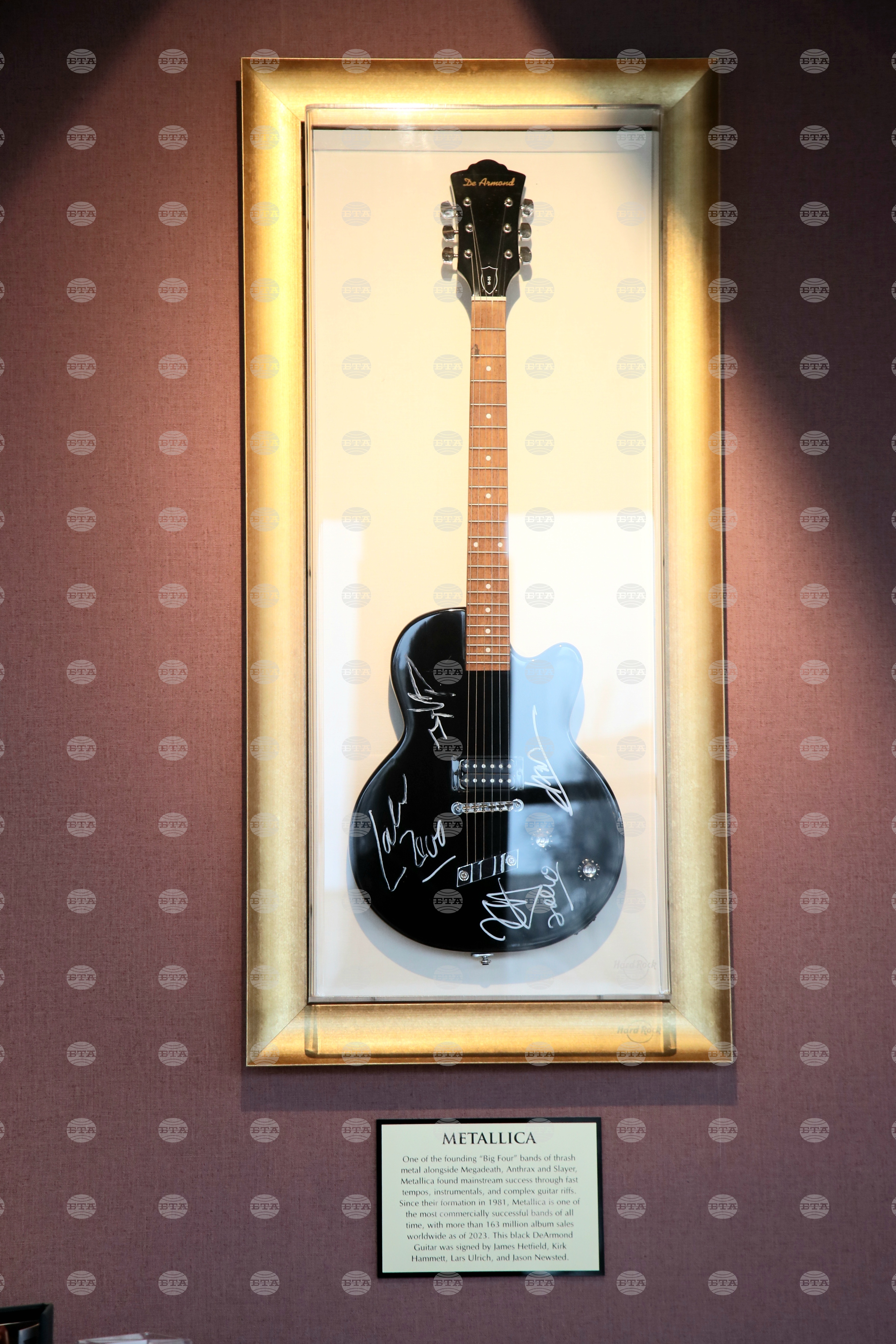 Сърбия - Хард Рок Кафе