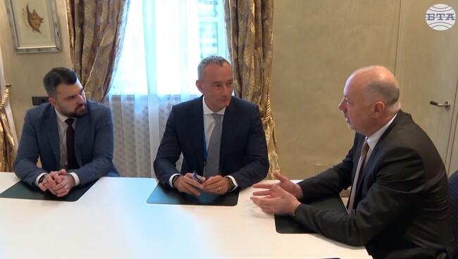 Росен Желязков и Георг Георгиев се срещнаха с върховния представител за Газа Николай Младенов