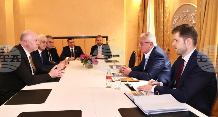 Bulgarian PM, Rheinmetall CEO Papperger Discuss Progress in Joint Gunpowder Plant Project