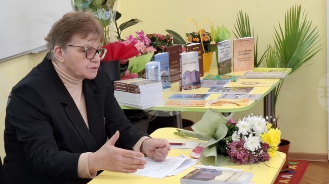 Нова книга разкрива миналото на образованието в Кайнарджа