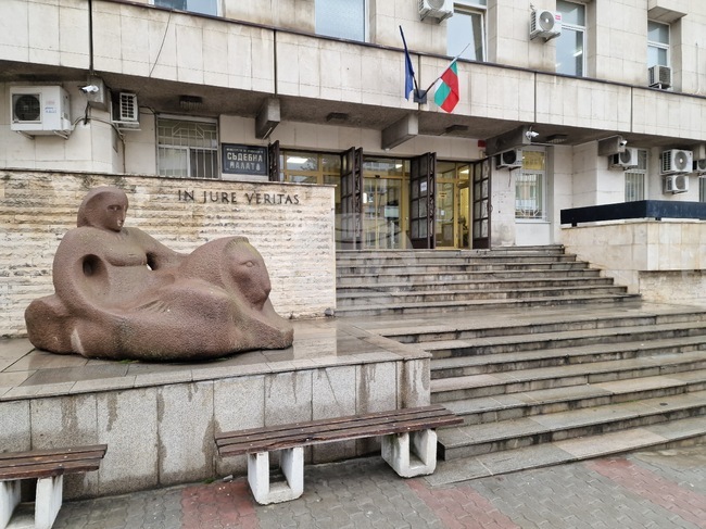 Окръжна прокуратура - Велико Търново привлече като обвиняем и задържа за 72 часа шофьора, причинил катастрофа със загинал край Петко Каравелово