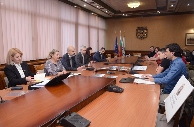 Община Варна: Работна група ще проучи всички възможности за осигуряване на учебна база на учениците от ОУ „Иван Вазов“