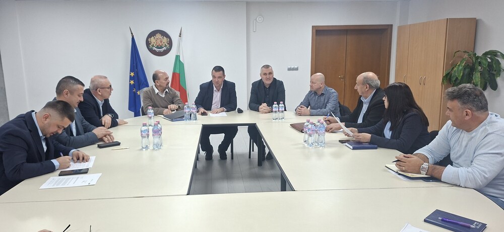 Областният управител на Кърджали ще сезира КЕВР да провери завишени ли са сметките за електроенергия в областта