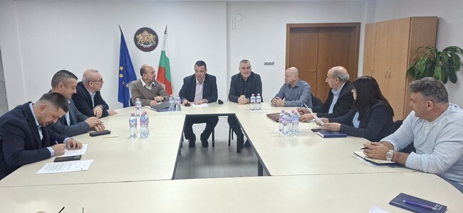 Областният управител на Кърджали ще сезира КЕВР да провери завишени ли са сметките за електроенергия в областта