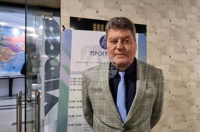 Само около 20 процента от родителите се възползват от пакета за дентална помощ за деца, каза председателят на БЗС Борислав Миланов в Шумен 