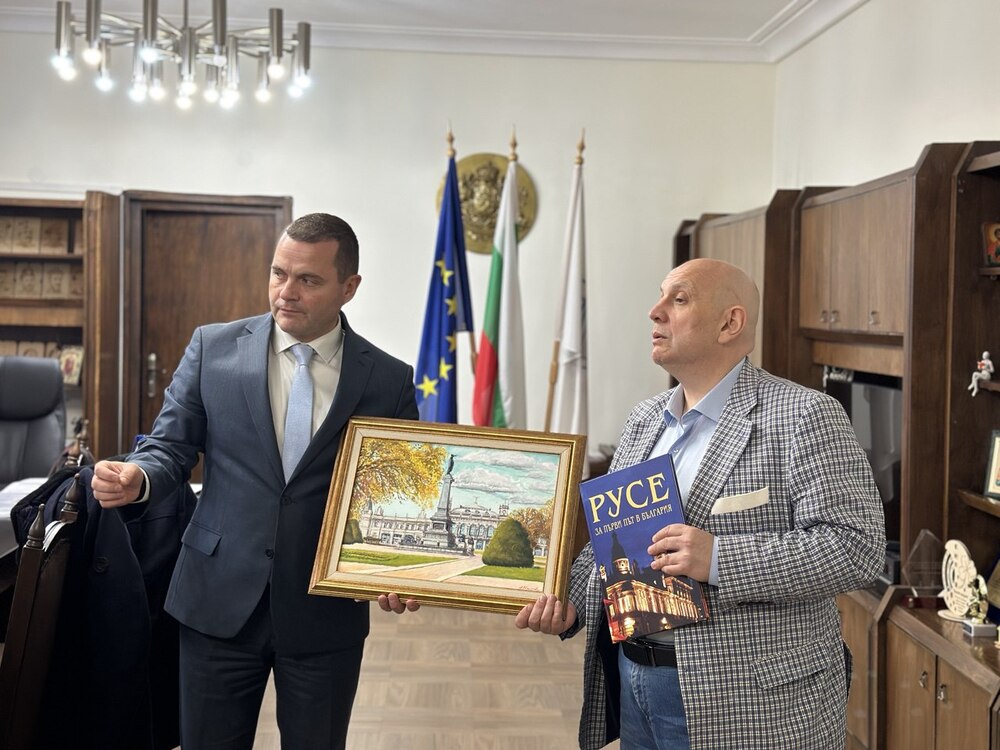 Кметът Пенчо Милков се срещна с Христо Димитров преди грандиозния концерт на „Българе“ в Русе