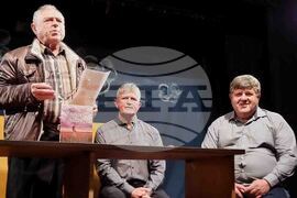 Добрич - „Полъх от копнежи" - книга - представяне