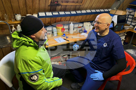 Антарктида - 34-та българска антарктическа експедиция - биотехнолог - Кирил Кандиларов