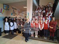 Началникът на Регионалното управление на образованието в София-град Елеонора Лилова откри STEM център в 15-о Средно училище „Адам Мицкевич“. Снимка: РУО в София-град