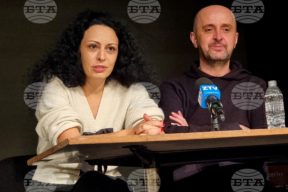 Плевен - театър - пресконференция