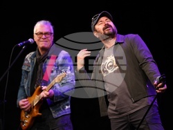 Арт център „Сити Марк" - Стефан Вълдобрев и „Обичайните заподозрени" - концерт