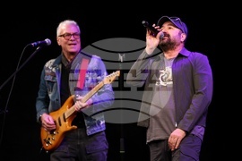 Арт център „Сити Марк" - Стефан Вълдобрев и „Обичайните заподозрени" - концерт