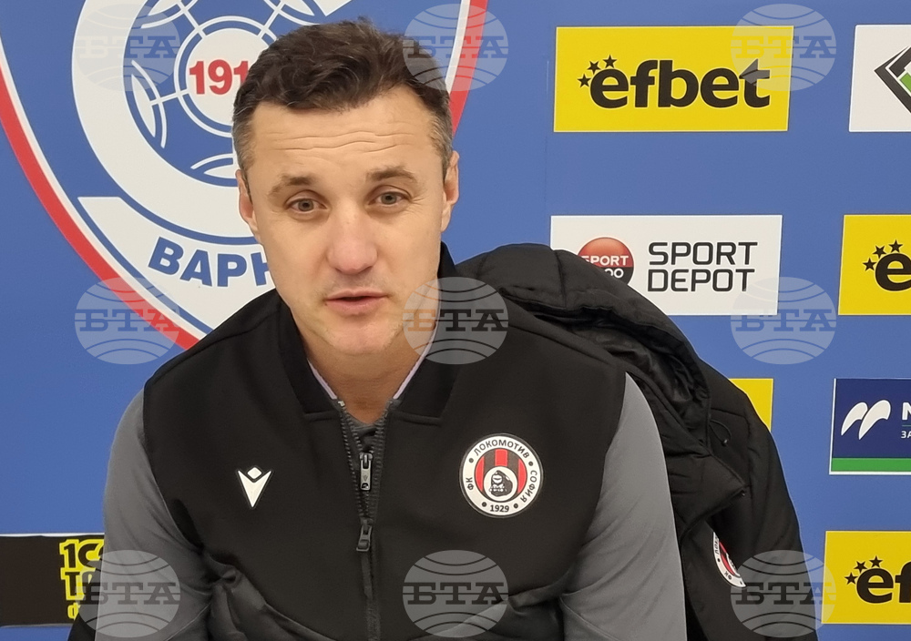 Наставникът на Локомотив София Станислав Генчев е доволен от начина, по който игра отборът му срещу Спартак 1918 Варна