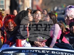 People Hasty Pudding Byrne